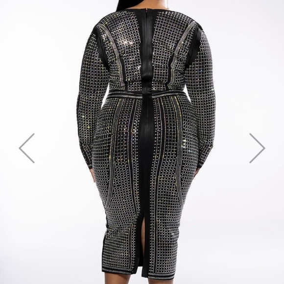 ***IN SEARCH OF*** Akira PART TIME LOVER FULL BEADED BANDAGE DRESS L - Picture 3 of 5